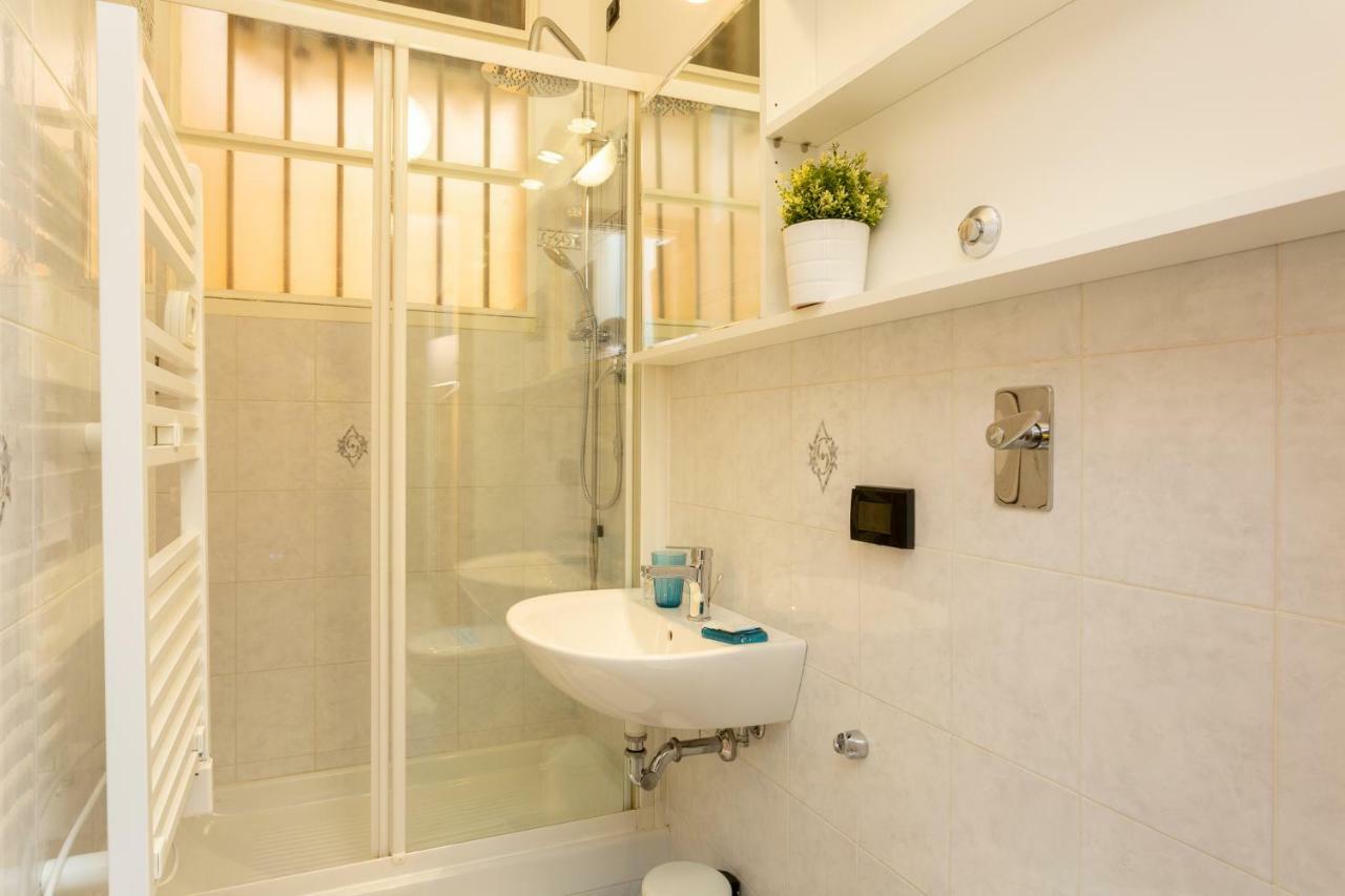 The Best Rent - Cozy Studio Apartment In Milan Downtown Buitenkant foto